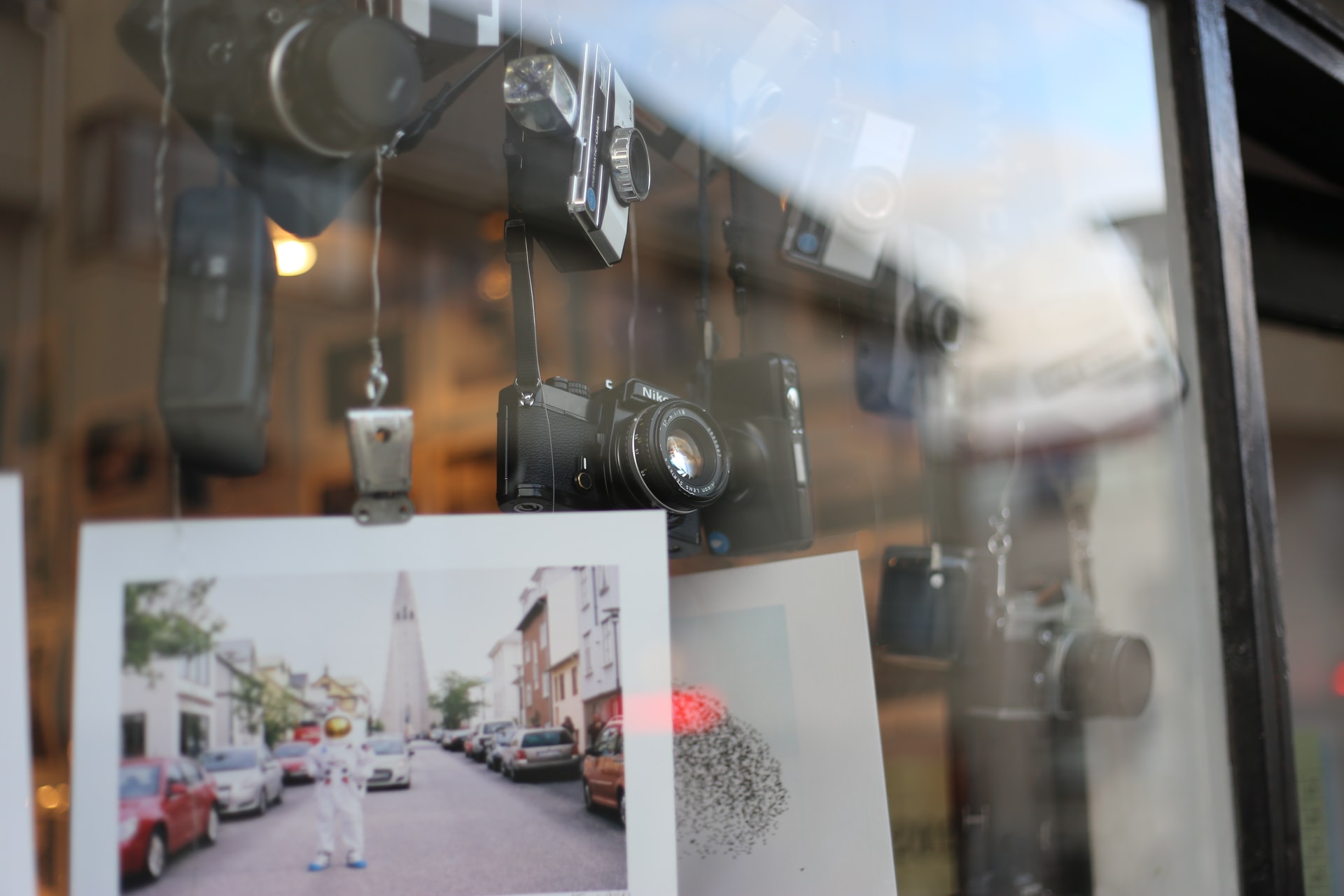 photos in window