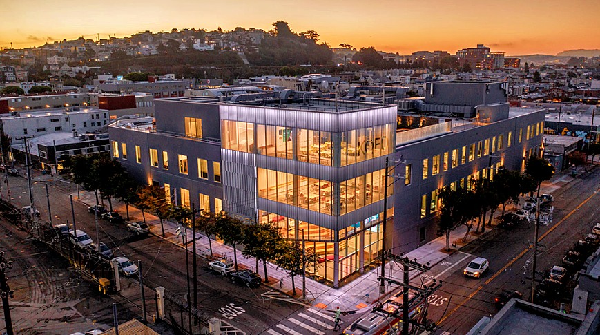 Perfectly Clear is Heading to the 2025 Visual 1st Conference